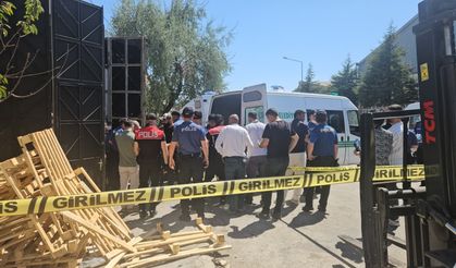 Atık yağ tankına düşen anne ve oğlu öldü