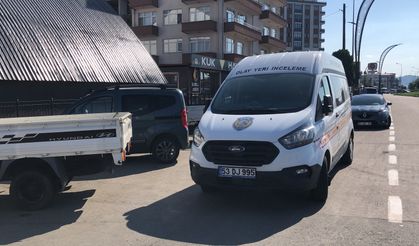 Düğün salonu sahibi ile kiracılar arasında silahlı kavga; 4 yaralı