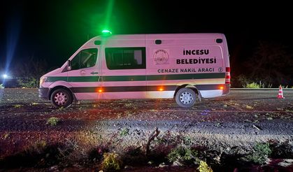 Kayseri'de yolcu otobüsü refüjdeki ağaçlara çarptı: 1 ölü, 13 yaralı