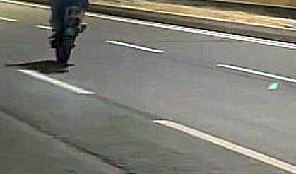 Motosikletiyle trafiğe tehlikeye atan sürücüye 20 bin lira ceza