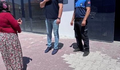 Yolda bulduğu parayı belediye' görevlilerine teslim etti