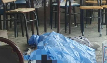 Baba oğlu tarafından kıraathanede vurularak öldürüldü