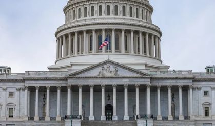 ABD'de federal hükümet resmen kapandı