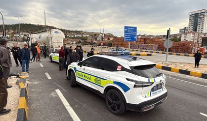Futbol maçından dönen sporcuları taşıyan minibüs TIR'la çarpıştı; 9 çocuk yaralandı