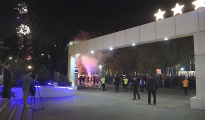 Galatasaray, Kocaeli'ye geldi