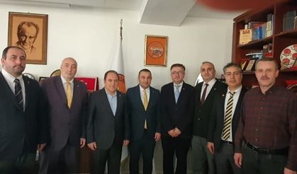 Yeniden Refah İstanbul İl Başkanı Özata’dan Emlakçılar Odası’na Ziyaret