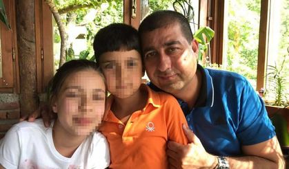 TIR'dan düşen saman balyalarının altında kalıp öldü; o anlar kamerada