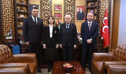 Bahçeli, bayramlaşma heyetini kabul etti