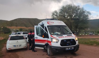 Alacak kavgasında ağabey bıçaklandı, kardeşi darbedildi