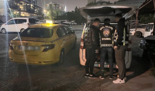 Fatih'te müşterileriyle ücret konusunda tartışan taksici haksız bulundu
