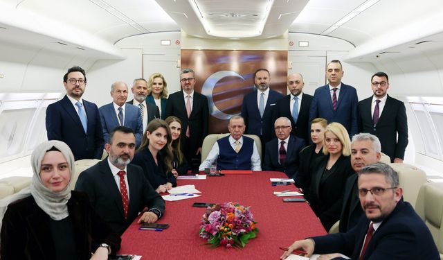 Recep Tayyip Erdoğan, Irak dönüşü uçakta gazetecilerle sohbet etti
