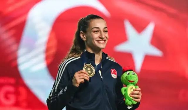 Buse Naz Çakıroğlu, Avrupa şampiyonu oldu