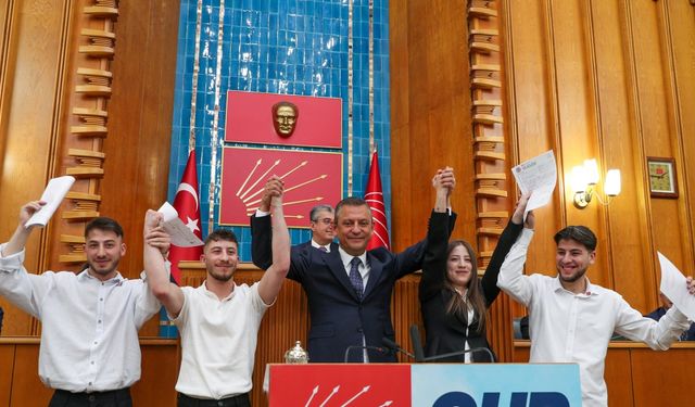 CHP Genel Başkanı Özgür Özel: Kendi adaylığımı dayatmak gibi bir hata yapmayacağımdan herkes emin olsun