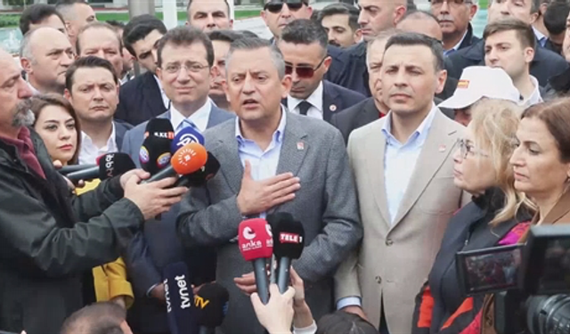 CHP lideri Özgür Özel ve İBB Başkanı İmamoğlu açıklama yaparak Saraçhane'den ayrıldı