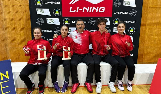 Erzincanlı Milli Badmintoncular, Slovenya'dan madalyalarla yurda döndü