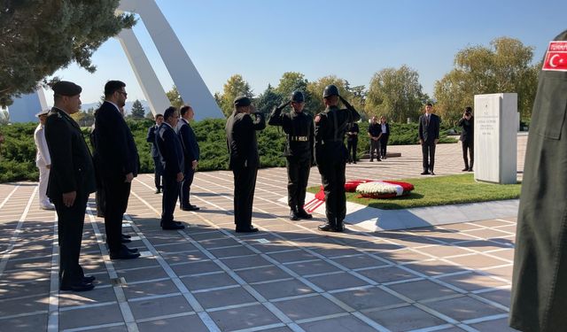 Türkiye'nin 4'üncü Cumhurbaşkanı Cemal Gürsel, mezarı başında anıldı