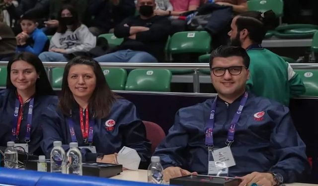 Genç hakem Adem Çatalkaş kalbine yenik düştü