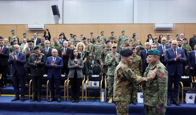 Bakan Yaşar Güler, Kosova Barış Gücü Komutanlığı devir teslim törenine katıldı