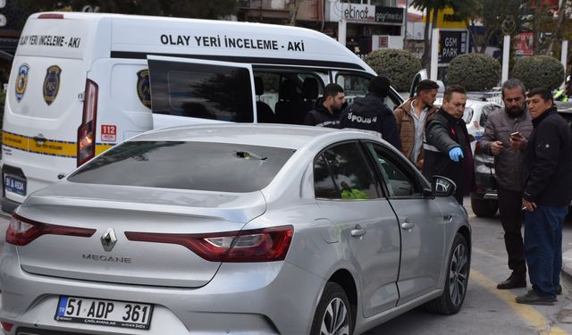 Niğde'de otomobile silahlı saldırı