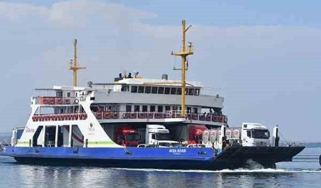 Marmara'da fırtına; İDO, BUDO, GESTAŞ ve Marmara Ro-Ro seferleri iptal