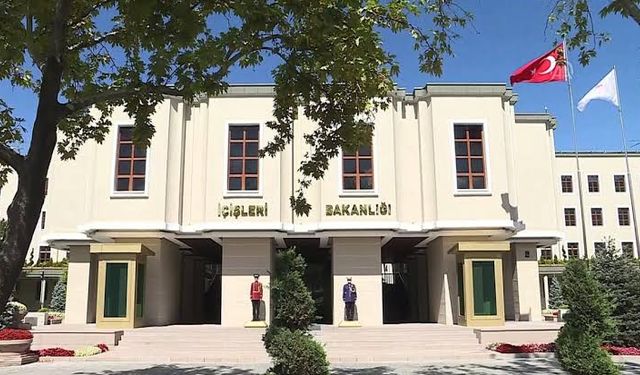 İçişleri Bakanı Yerlikaya: Suç örgütlerine yönelik 'Kuyu' operasyonlarında 50 şüpheli tutuklandı