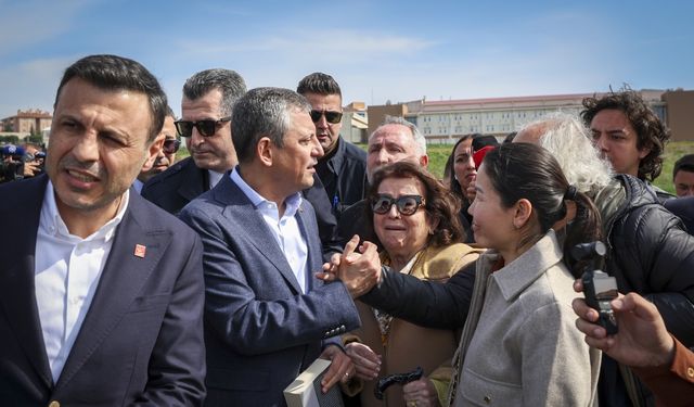 CHP Genel Başkanı Özel, Ekrem İmamoğlu ve aynı cezaevindeki tutukluları ziyaret etti