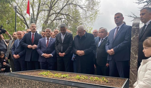 Alparslan Türkeş, vefatının 28'inci yıl dönümünde anıldı