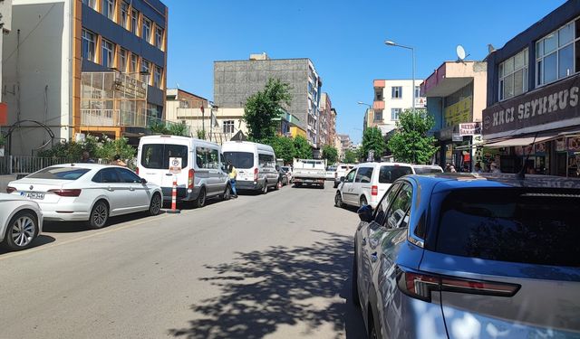 Belediye binasında tartıştığı amcasını tabancayla yaraladı