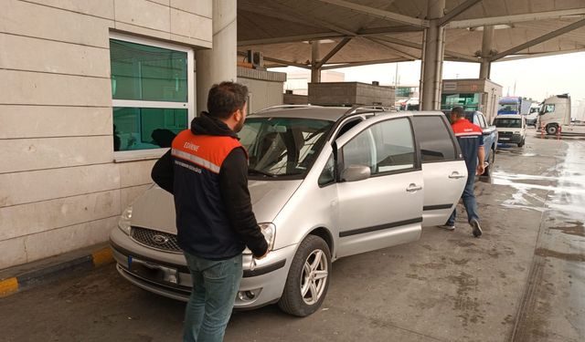 Kapıkule'de kaçak yollarla yurda sokulmak istenen 8 bin adet sülük ele geçirildi