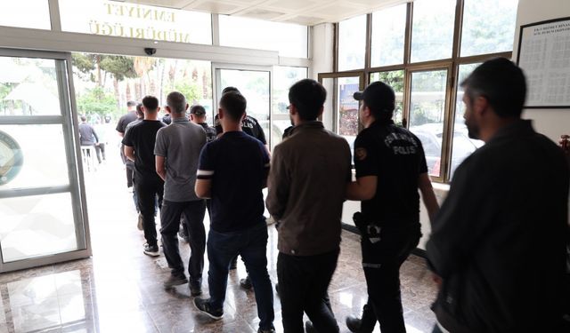 Mersin'de 'change' operasyonunda 15 tutuklama