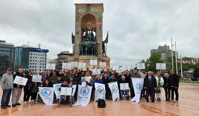 Türkiye Sakatlar Derneği’nden gündem belirleyen açıklama: “Siyaset Engellileri Tümüyle Gözden Çıkardı!”