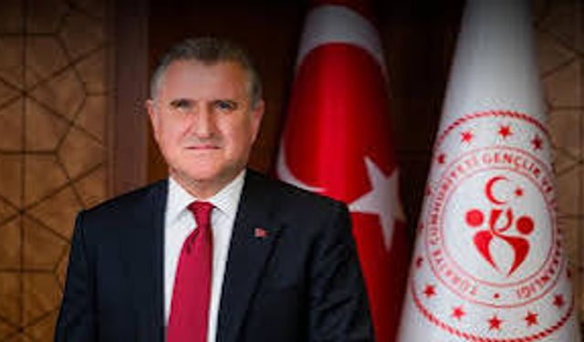 Bakan Bak'tan Gençlerbirliği için tebrik mesajı