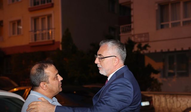 Bakan Işıkhan, 15 Temmuz şehidi Yakup Kozan'ın ailesini ziyaret etti