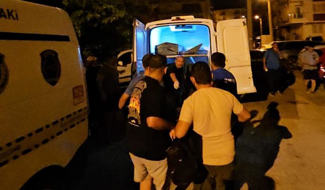 Kız kardeşini 14 bıçak darbesiyle öldürüp başını kesmek istedi