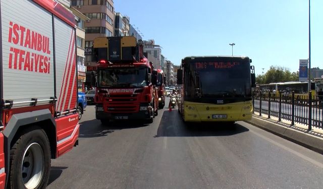 Kadıköy'de İETT otobüsünde çıkan yangın söndürüldü