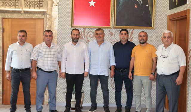 Aksu'da başkandan sonra CHP'li 6 meclis üyesi de istifa etti