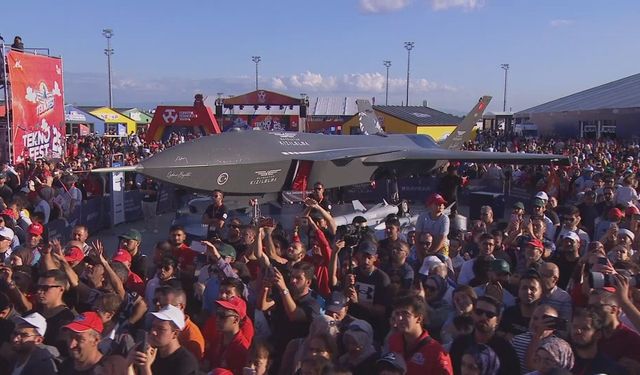 Cumhurbaşkanı Erdoğan Kızıl Elma'mız olan Türkiye Yüzyılı'nın inşası başlamıştır.