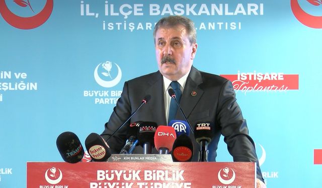 Destici: Yunanistan şunu unutmasın, terörist ve Siyonist İsrail sizi kurtaramaz