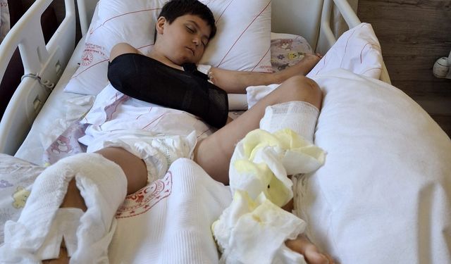Doğum günü hediyesi kuşun peşinden 6'ncı kattan düşen Burak, tekrar ayağa kalkmak istiyor