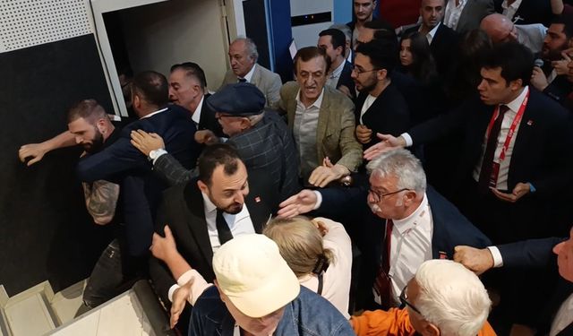 Kocaeli'de CHP ilçe kongresinde partililer kavga etti