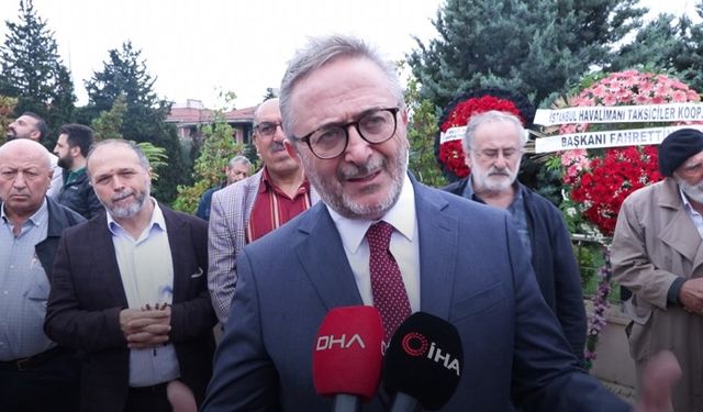 Şair ve yazar Yavuz Bülent Bakiler son yolculuğuna uğurlandı