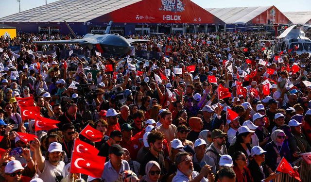Teknofest İstanbul 1 milyon 32 bin ziyaretçiyi ağırladı