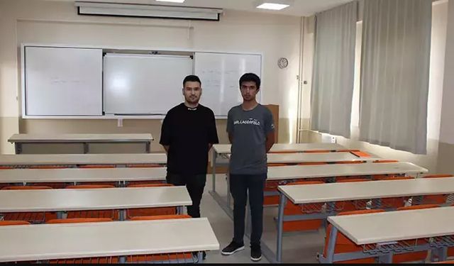 Üniversitenin Fen Bilgisi Öğretmenliği Bölümü'ne bu yıl hiç öğrenci gelmedi