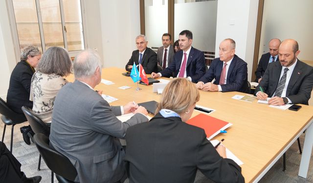 Bakan Kurum, BM Habitat İcra Direktörü Rossbach ile görüştü