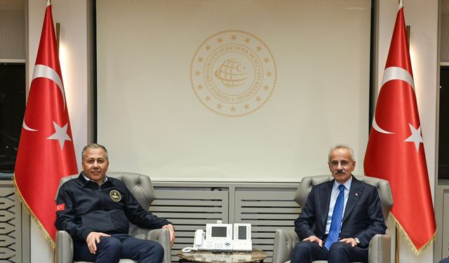 Bakanlar Yerlikaya ile Uraloğlu bir araya geldi