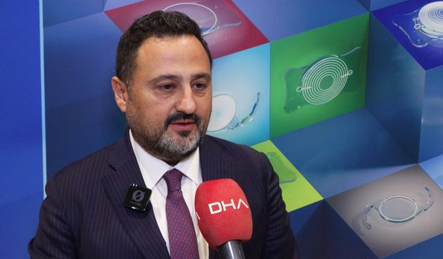 Canlı cerrahi sempozyumu: Beş klinik vaka incelendi