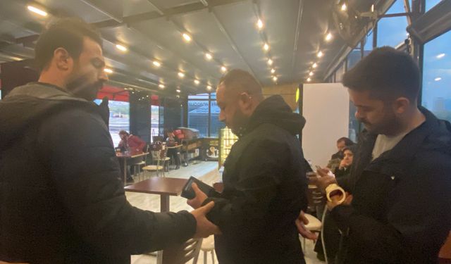 Cezaevinden çıkan avukat, koğuşta tanıştığı mahkumu dolandırırken suçüstü yakalandı