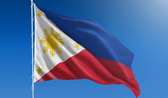 Filipinler'de 6.9 büyüklüğündeki depremde hayatını kaybedenlerin sayısı 61'e yükseldi