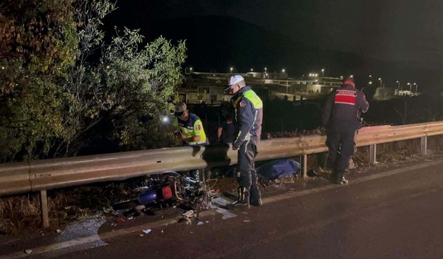 Kazada ölen elektrikli bisikletteki 2 kişi, işten dönüyormuş