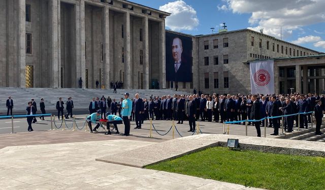 Meclis'te yeni yasama yılı başladı